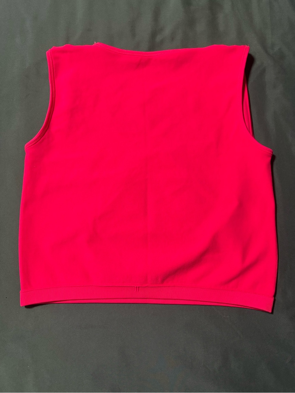 Womenโs Sleeveless Crop Tank Top - Hot Pink